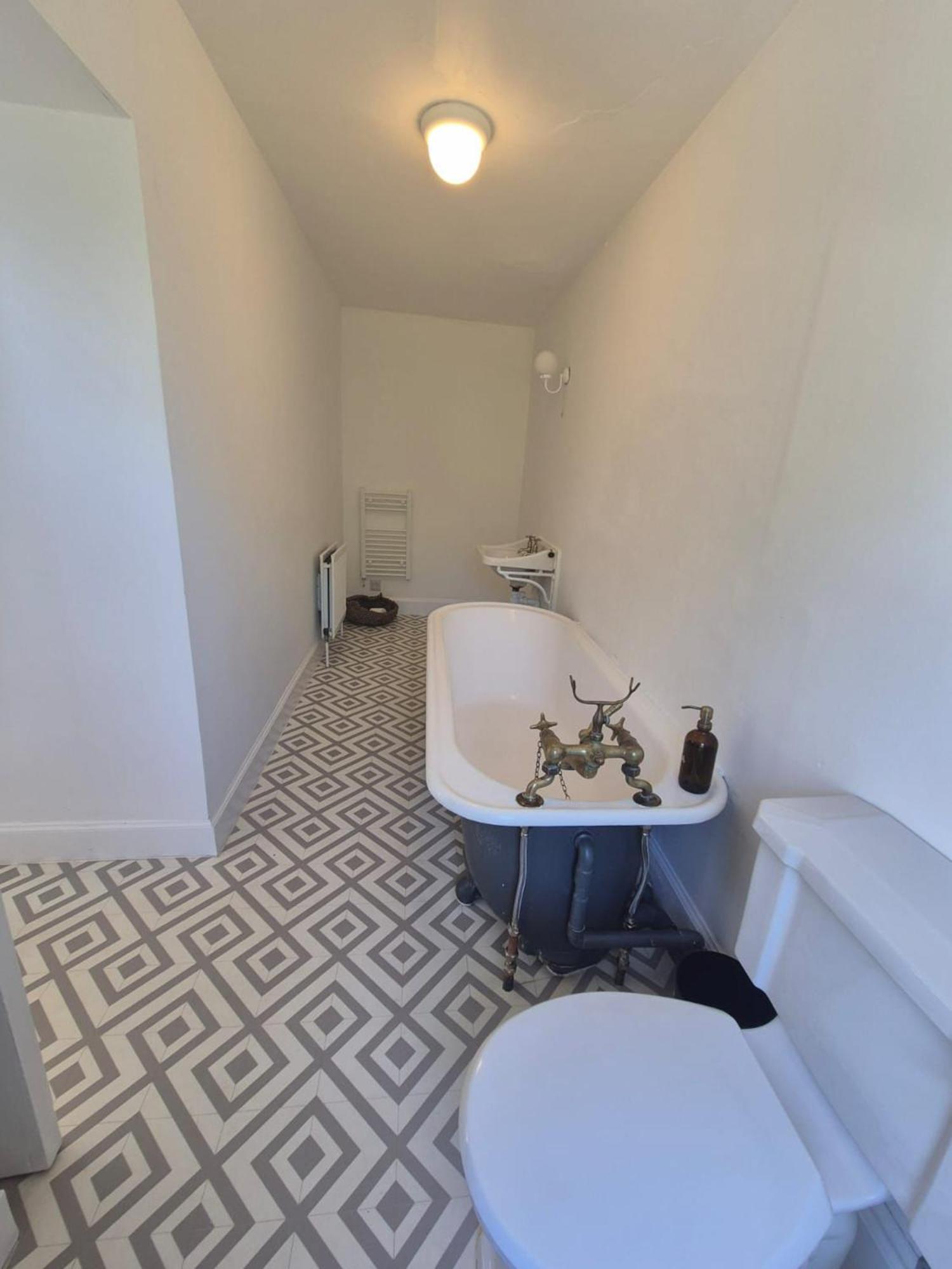 Mackinnon Cottage - 3 Bedroom Cottage บรอดฟอร์ด ภายนอก รูปภาพ