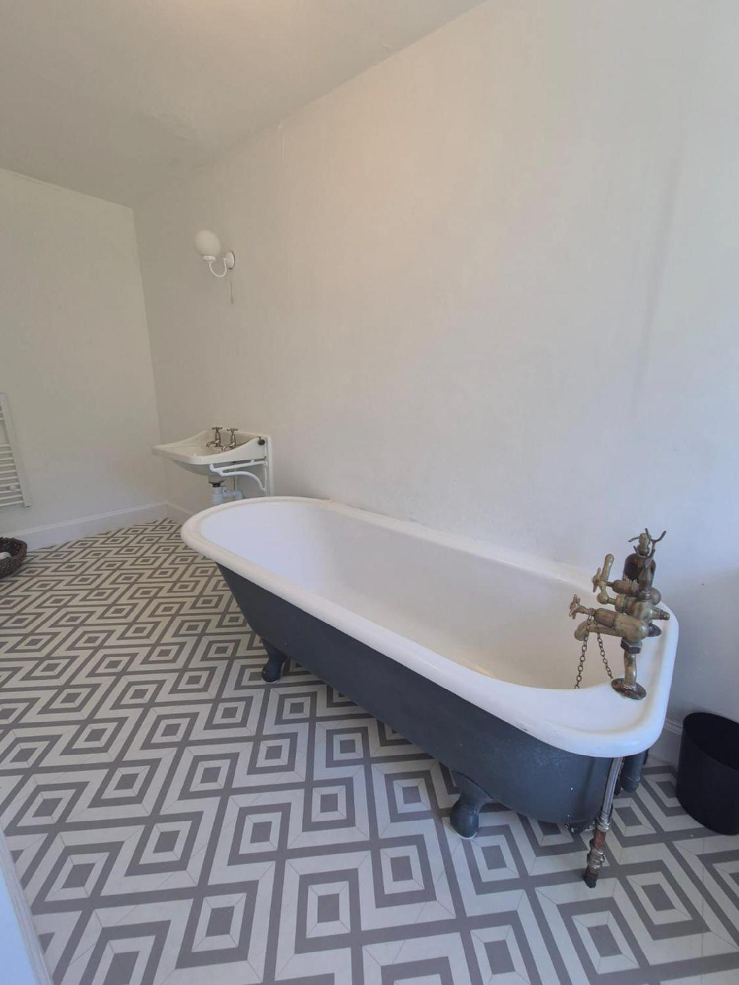 Mackinnon Cottage - 3 Bedroom Cottage บรอดฟอร์ด ภายนอก รูปภาพ